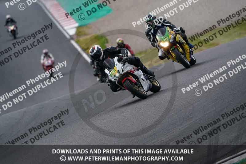 donington no limits trackday;donington park photographs;donington trackday photographs;no limits trackdays;peter wileman photography;trackday digital images;trackday photos